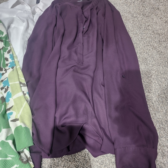 Womens Size XL Blouse Lot Includes 8 Tops Bundle - Picture 10 of 14